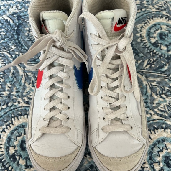 Nike 6Y - Picture 3 of 5